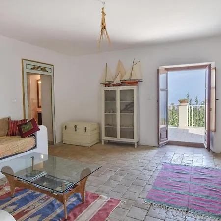 Appartamento Amazing apartment in S, Andrea dello Ionio with 2 Bedrooms&WiFi Sant'Andrea Apostolo dello Ionio